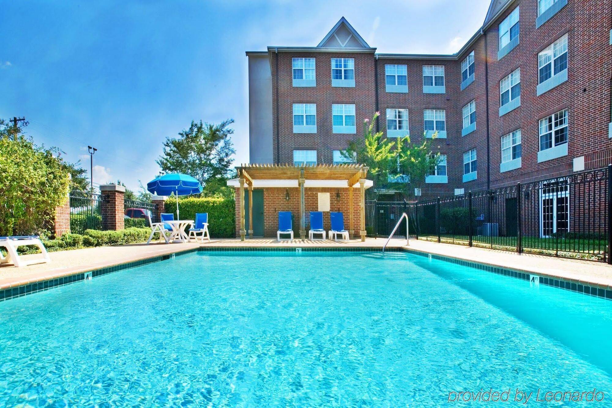 Holiday Inn And Suites Addison By Ihg Exteriér fotografie